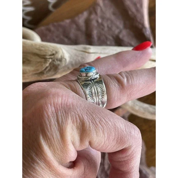 Navajo Sterling Silver Turquoise Cigar Band Ring - Picture 9 of 11